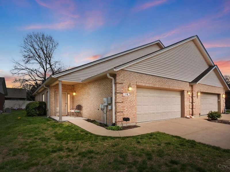 336 Lauryn Meadows Court, Fairfield, OH 45014 Photo 1