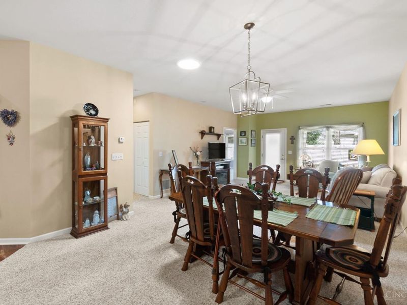 336 Lauryn Meadows Court, Fairfield, OH 45014 Photo 11