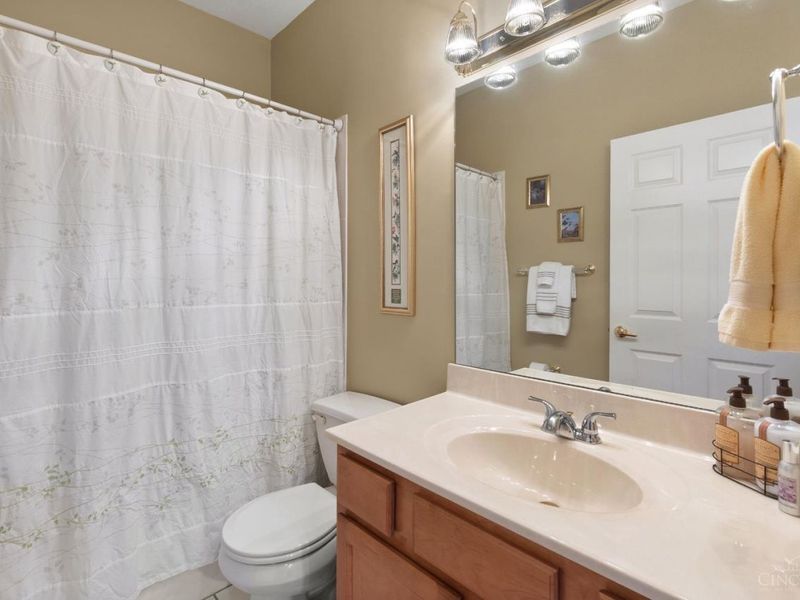 336 Lauryn Meadows Court, Fairfield, OH 45014 Photo 16