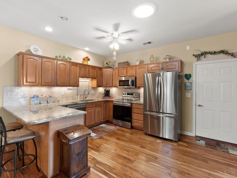 336 Lauryn Meadows Court, Fairfield, OH 45014 Photo 9