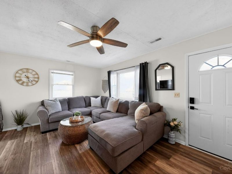 126 Holly Lane, Mason, OH 45040 Photo 4