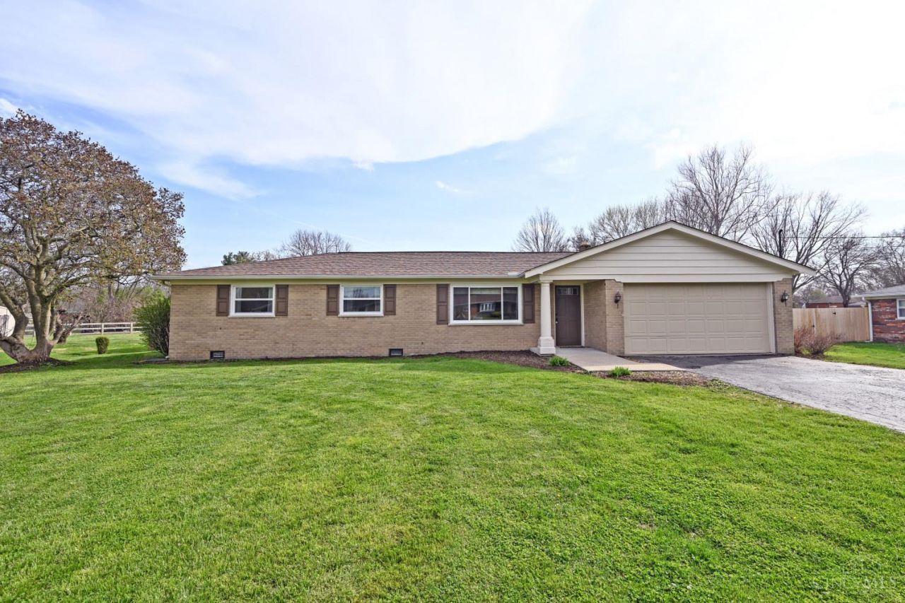 747 Jarole Drive, Union Twp, OH 45245 Main Photo