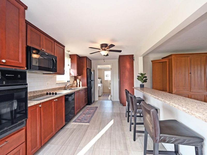 747 Jarole Drive, Union Twp, OH 45245 Photo 11