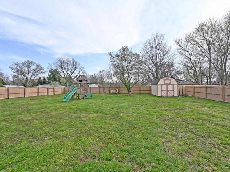 747 Jarole Drive, Union Twp, OH 45245 Photo 32