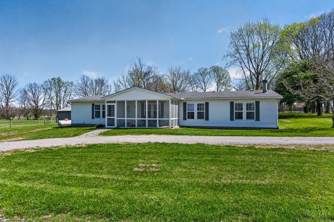 5704 State Route 73, Chester Twp, OH 45177 Main Photo