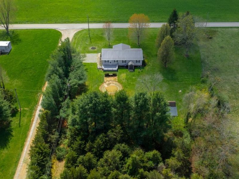 4400 Chapparal Road, Tiffin Twp, OH 45693 Photo 14