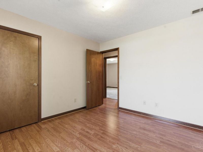 648 Oakridge Drive, Wilmington, OH 45177 Photo 9