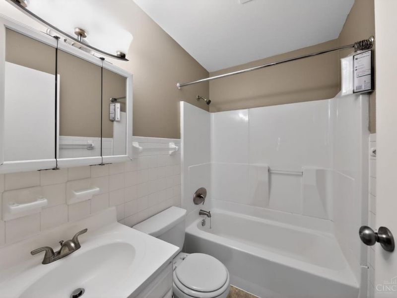 9738 Dunraven Drive, Colerain Township, OH 45251 Photo 20