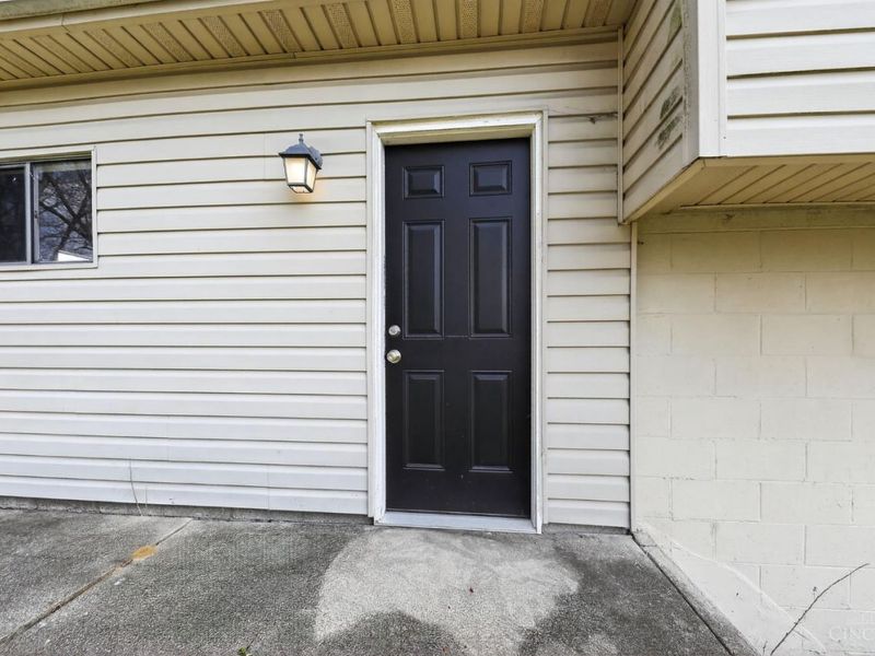 9738 Dunraven Drive, Colerain Township, OH 45251 Photo 25