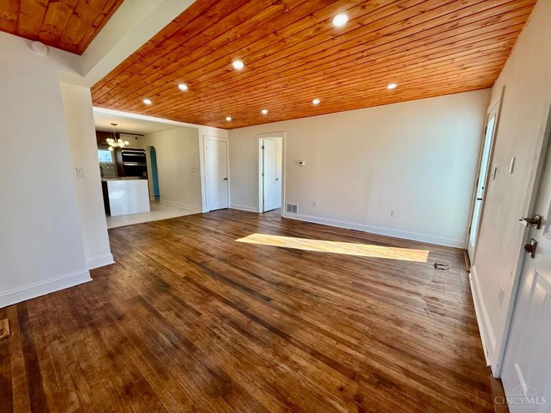 1038 Davis Road, Hamilton, OH 45013 Photo 5