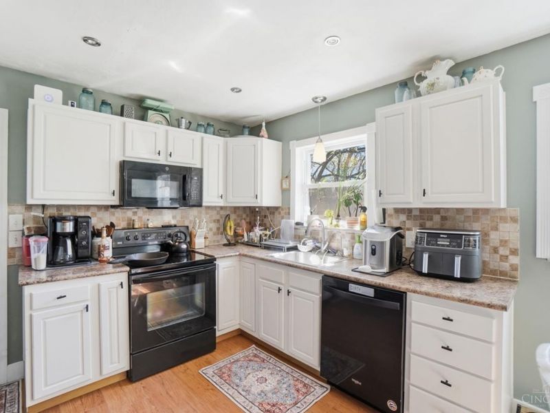 5725 Green Acres Court, Cincinnati, OH 45248 Photo 13