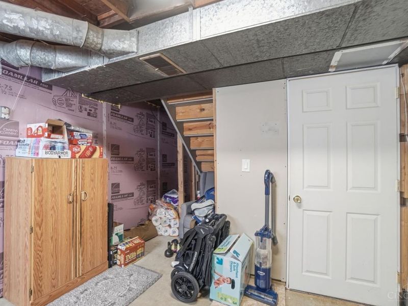 5725 Green Acres Court, Cincinnati, OH 45248 Photo 31