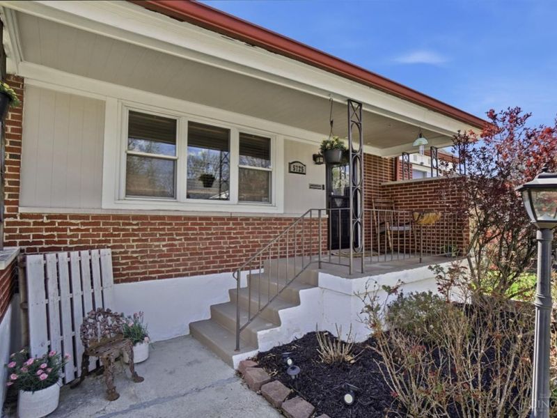 5725 Green Acres Court, Cincinnati, OH 45248 Photo 4