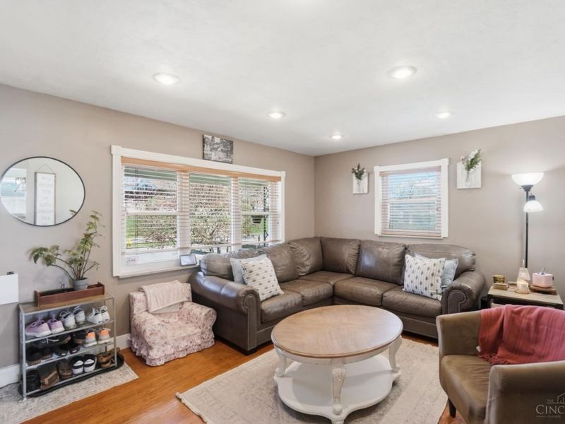 5725 Green Acres Court, Cincinnati, OH 45248 Photo 9