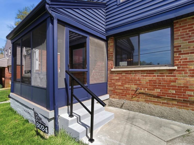 6024 Sunridge Drive, Cincinnati, OH 45224 Photo 3