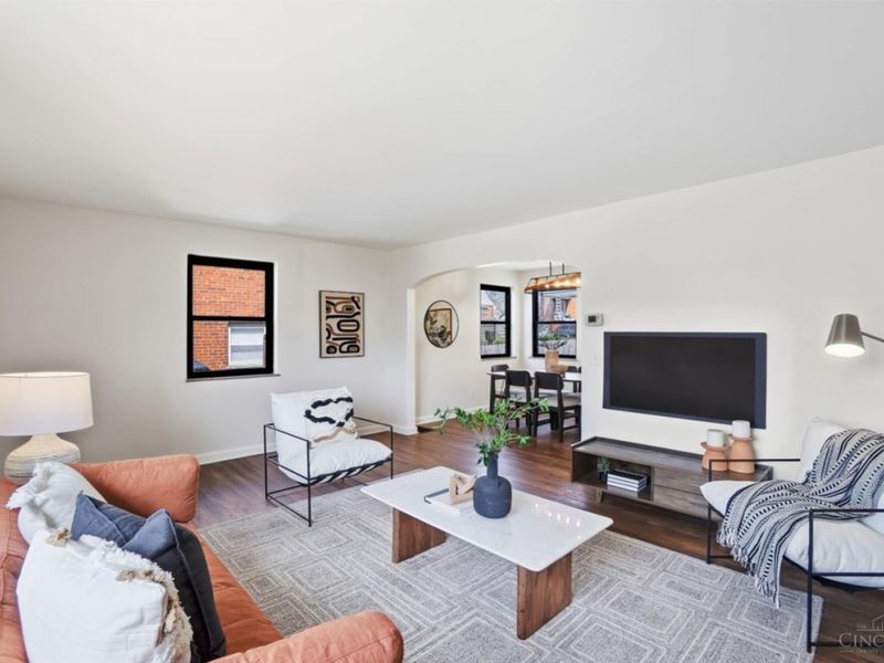 6024 Sunridge Drive, Cincinnati, OH 45224 Photo 7