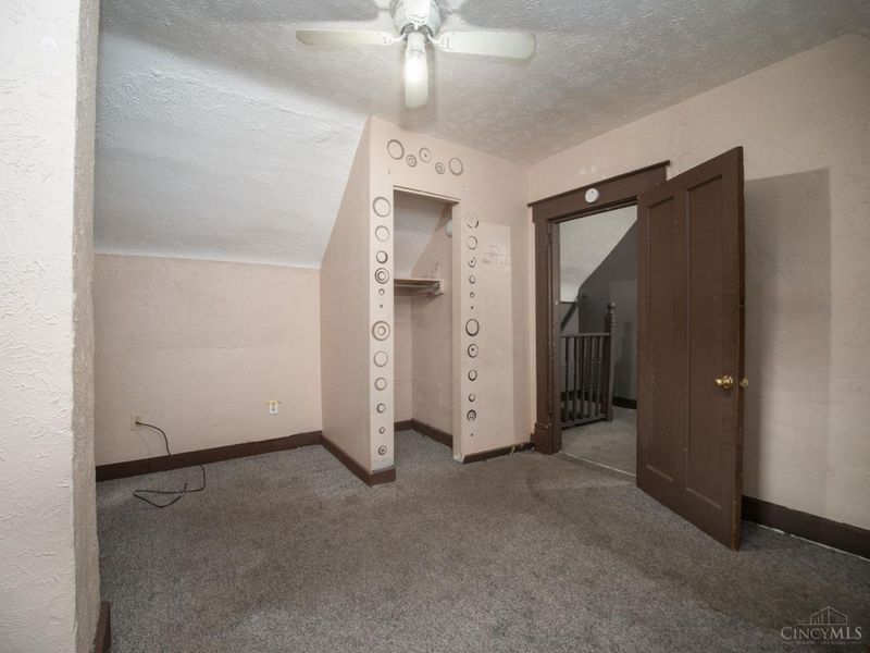 1619 Burgoyne Street, Cincinnati, OH 45223 Photo 19