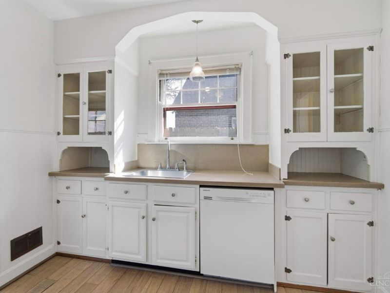 2506 Moundview Drive, Norwood, OH 45212 Photo 17