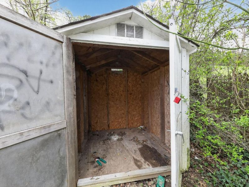 1778 Ashbrook Drive, Cincinnati, OH 45238 Photo 4