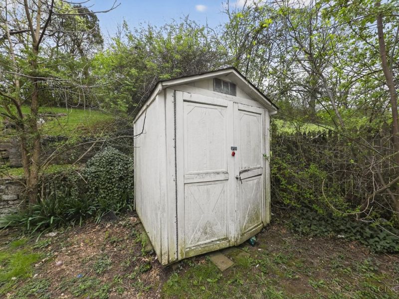 1778 Ashbrook Drive, Cincinnati, OH 45238 Photo 8