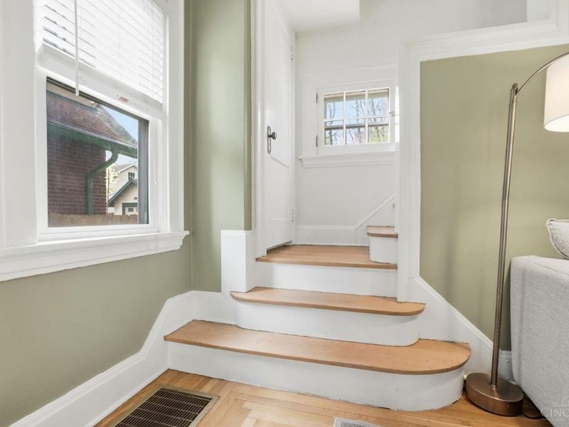 2993 Linwood Avenue, Cincinnati, OH 45208 Photo 24