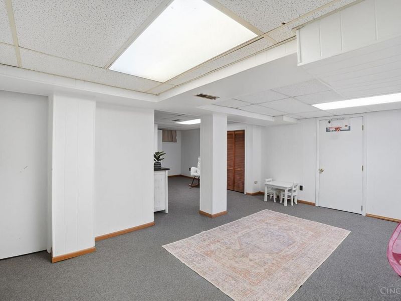 2993 Linwood Avenue, Cincinnati, OH 45208 Photo 38