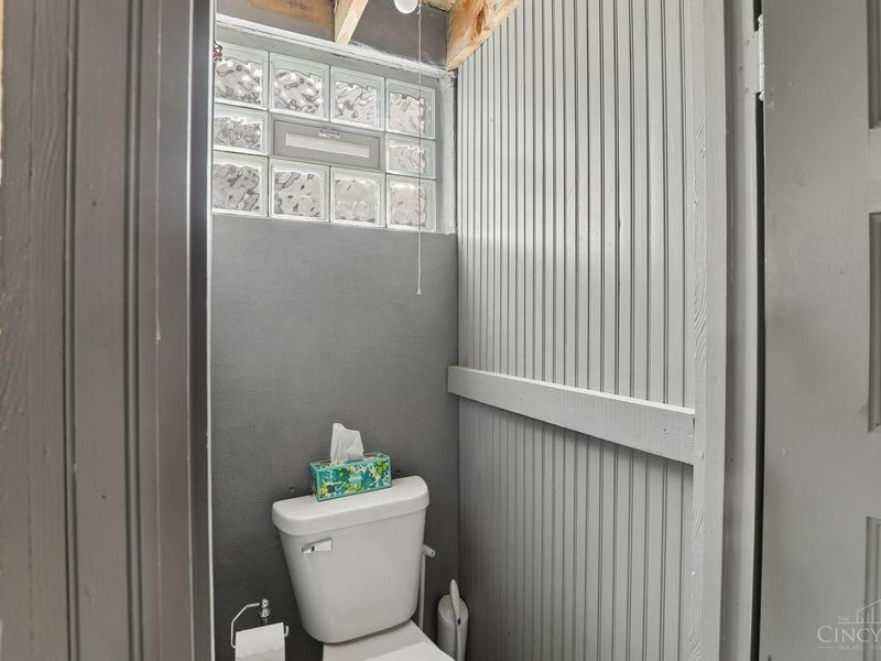 1122 Beverly Hill Drive, Cincinnati, OH 45208 Photo 49