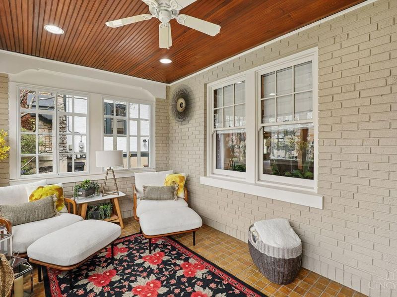 1122 Beverly Hill Drive, Cincinnati, OH 45208 Photo 5