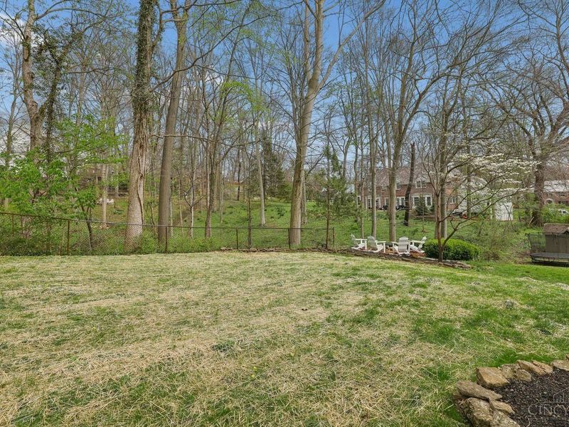 1122 Beverly Hill Drive, Cincinnati, OH 45208 Photo 58