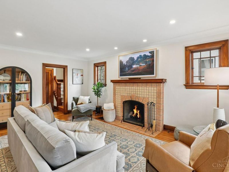 1122 Beverly Hill Drive, Cincinnati, OH 45208 Photo 8