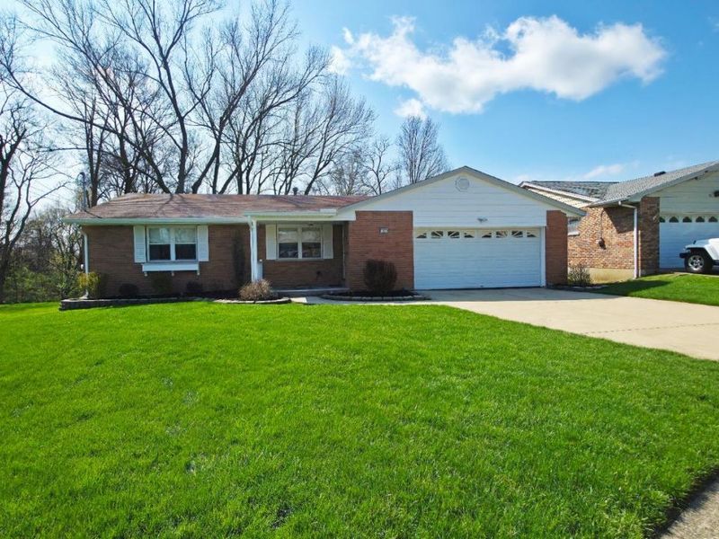 1051 Alcliff Lane, Delhi Twp, OH 45238 Photo 4