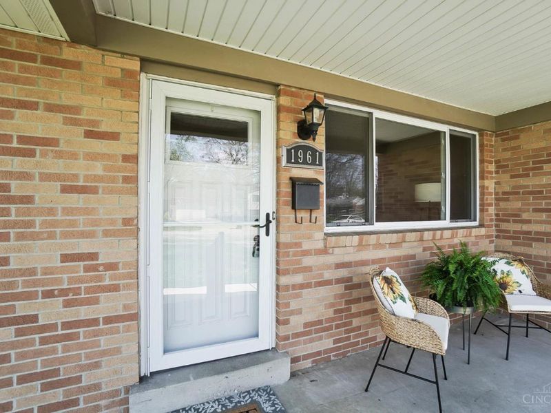 1961 Rollins Drive, Loveland, OH 45140 Photo 4