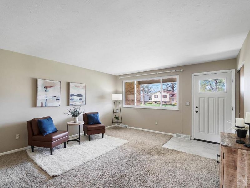 1961 Rollins Drive, Loveland, OH 45140 Photo 6