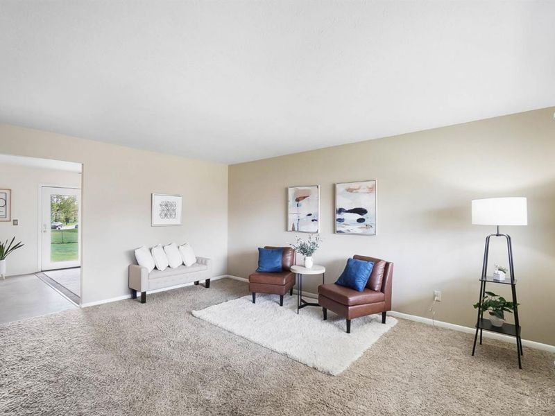 1961 Rollins Drive, Loveland, OH 45140 Photo 8