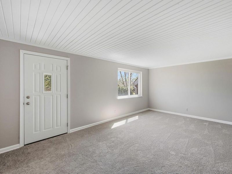 9265 Rambler Place, Mount Healthy, OH 45231 Photo 3