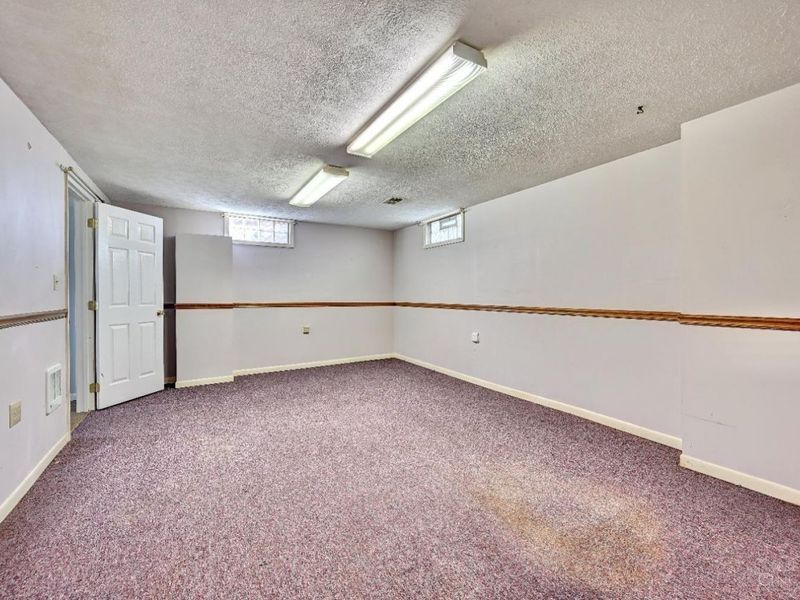 1063 Newcastle Drive, Springfield Twp., OH 45231 Photo 19