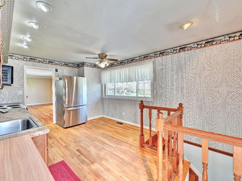 1063 Newcastle Drive, Springfield Twp., OH 45231 Photo 7