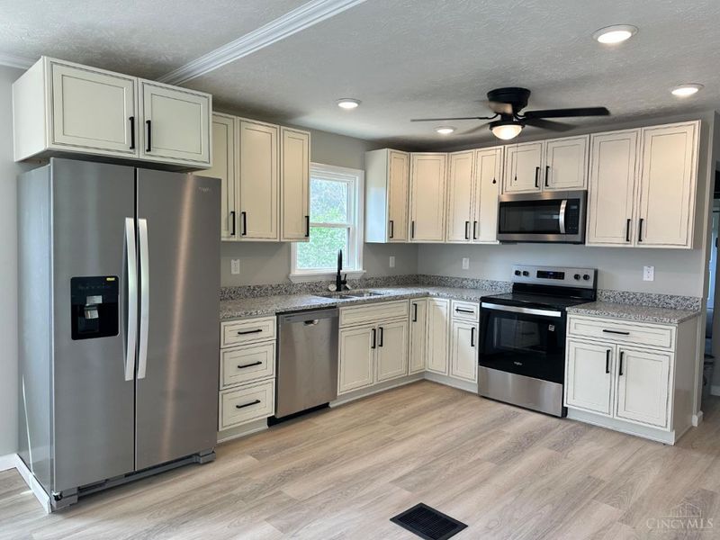 193 N 2nd Street, Addyston, OH 45001 Photo 4