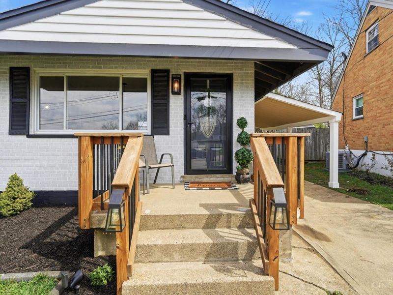 1470 Verdale Drive, Anderson Twp, OH 45230 Photo 3