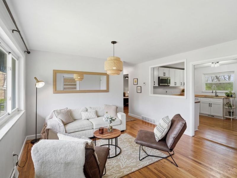 1470 Verdale Drive, Anderson Twp, OH 45230 Photo 7