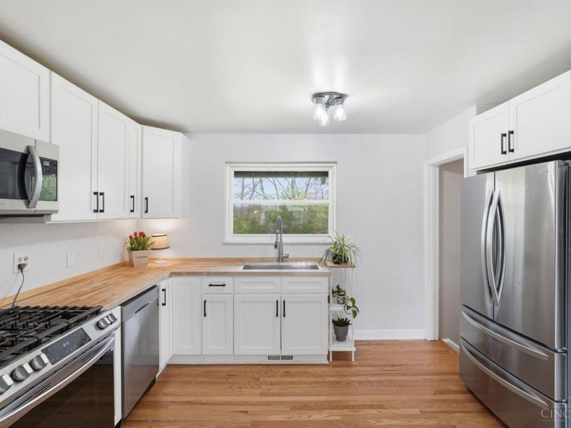 1470 Verdale Drive, Anderson Twp, OH 45230 Photo 9