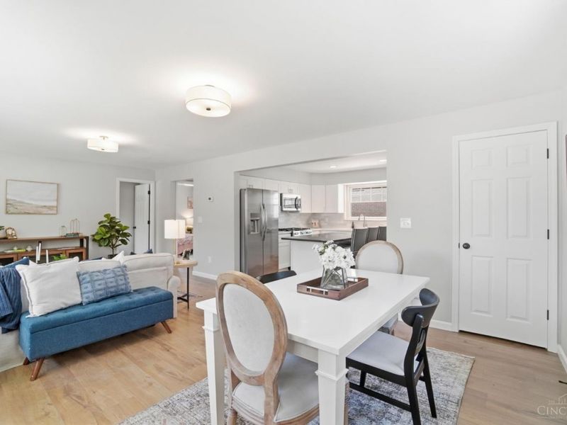 1452 Verdale Drive, Anderson Twp, OH 45230 Photo 5