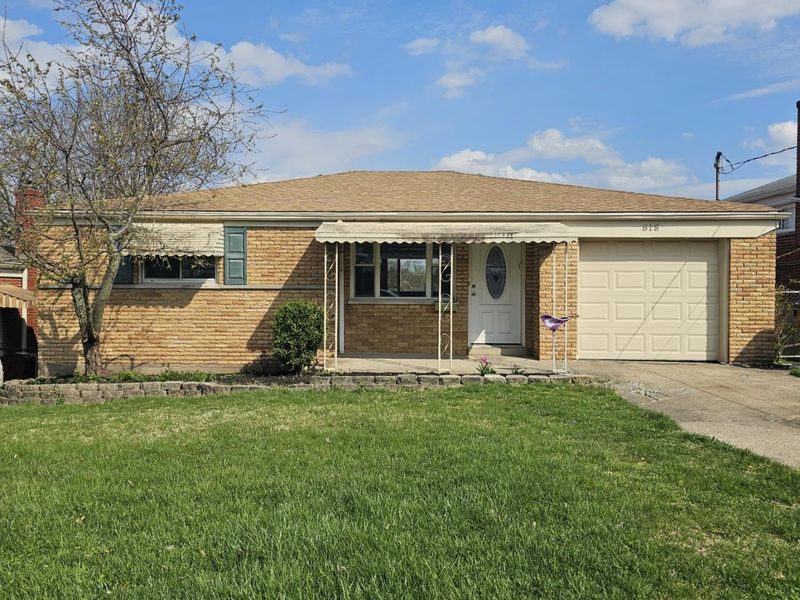 818 Woodyhill Drive, Cincinnati, OH 45238 Photo 1