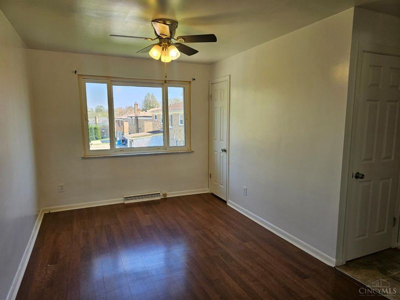 818 Woodyhill Drive, Cincinnati, OH 45238 Photo 18