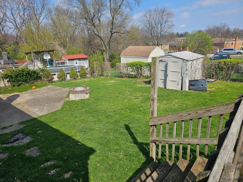 818 Woodyhill Drive, Cincinnati, OH 45238 Photo 41