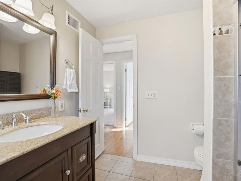 4152 Paxton Woods Drive, Cincinnati, OH 45209 Photo 28