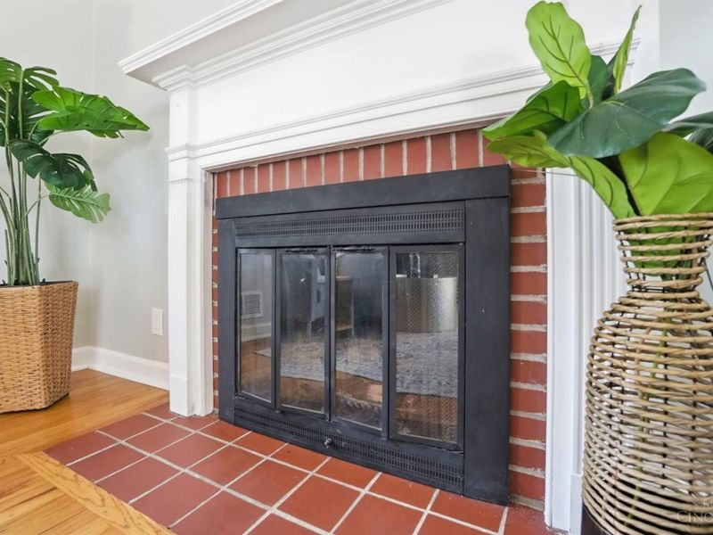 4152 Paxton Woods Drive, Cincinnati, OH 45209 Photo 6