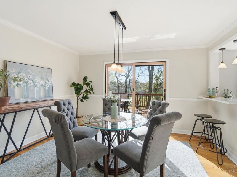 4152 Paxton Woods Drive, Cincinnati, OH 45209 Photo 8