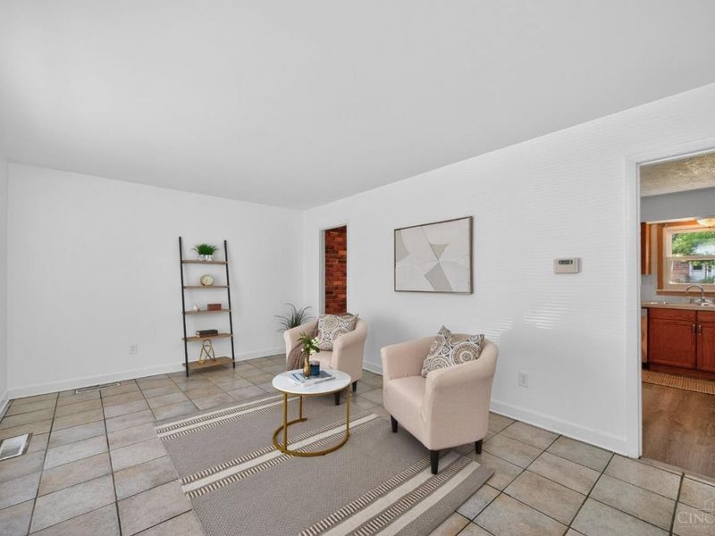 10526 Breedshill Drive, Colerain Township, OH 45231 Photo 8