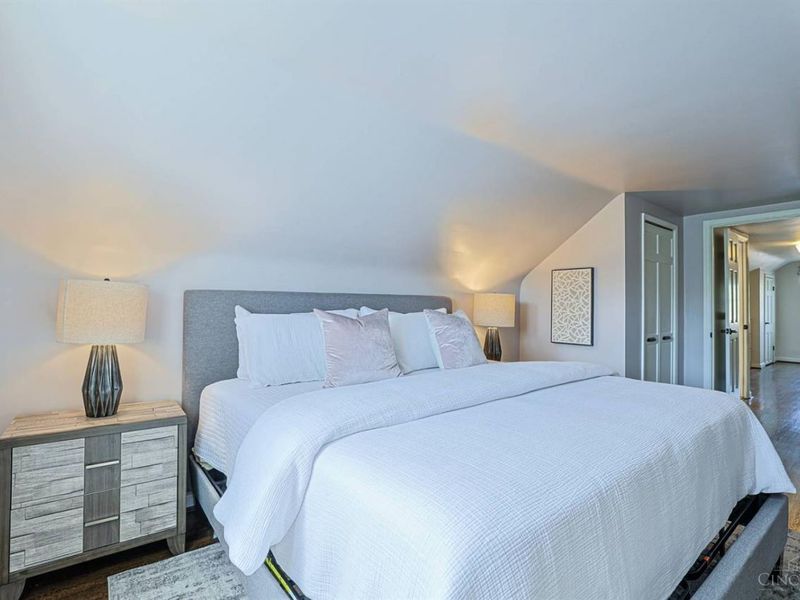 5801 Kenwood Road, Madeira, OH 45243 Photo 24